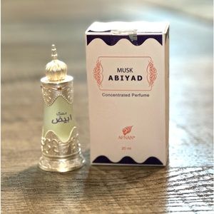 Musk Abiyad by Afnaan